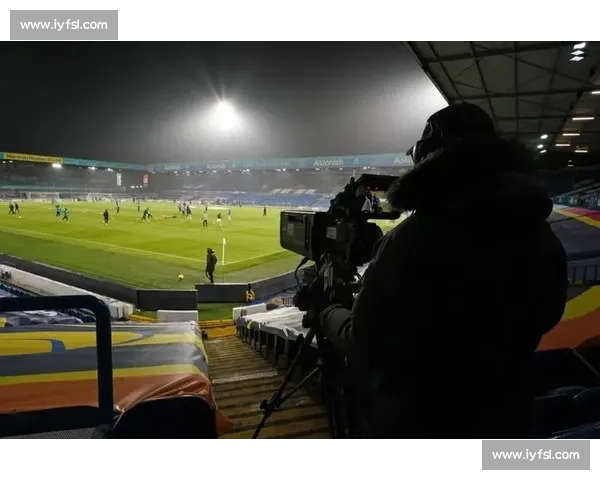 直播间星光熠熠，球星助阵让足球转播更精彩！